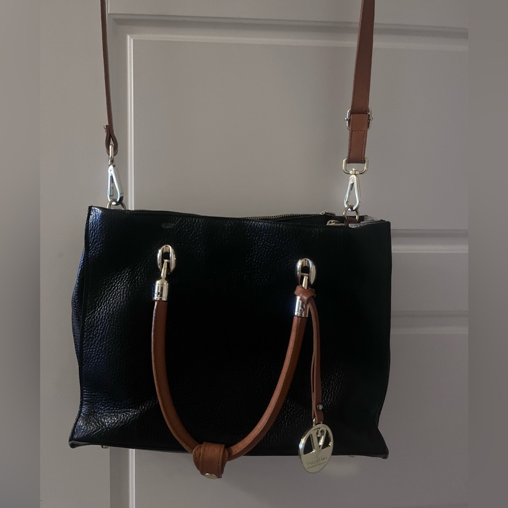 Valentina Italia Black Pebbled Leather Handbag Purse Crossbody W Gold Hardware
